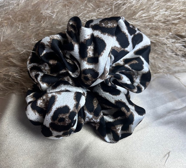 Scrunchies i leopardprint