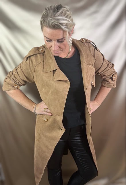 Elegant Suede trenchcoat med taljebælte